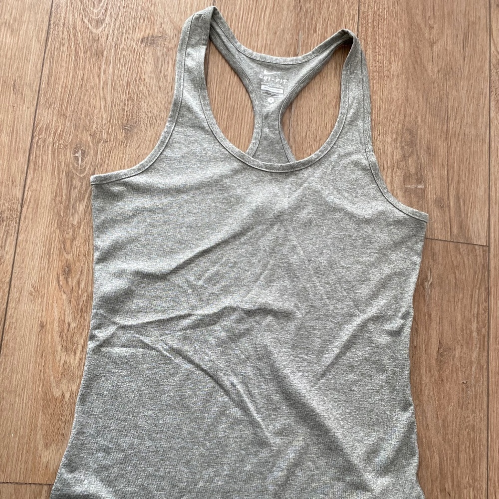 Nike dri-fit tank